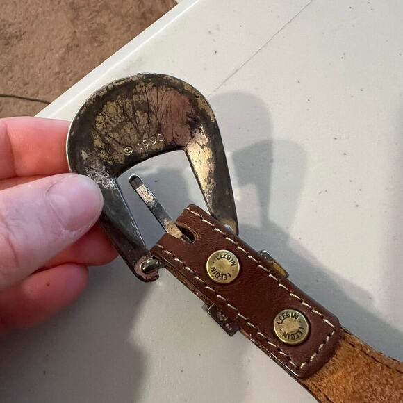 Leegin 1990 USA Brown Genuine Leather Animal Studded Western Belt Size Small - Picture 7 of 15